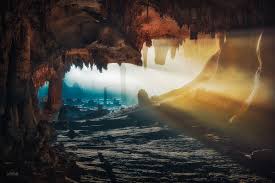 Hoq Cave